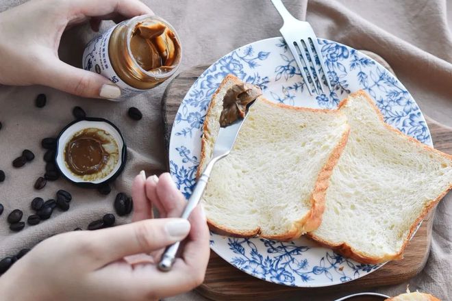 早餐下午茶的咖啡搭配什么食物？这次全帮你选好了(图5)