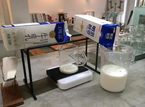 完美体育瑞幸「厚乳时代」抢占牛奶升级新赛道(图3)